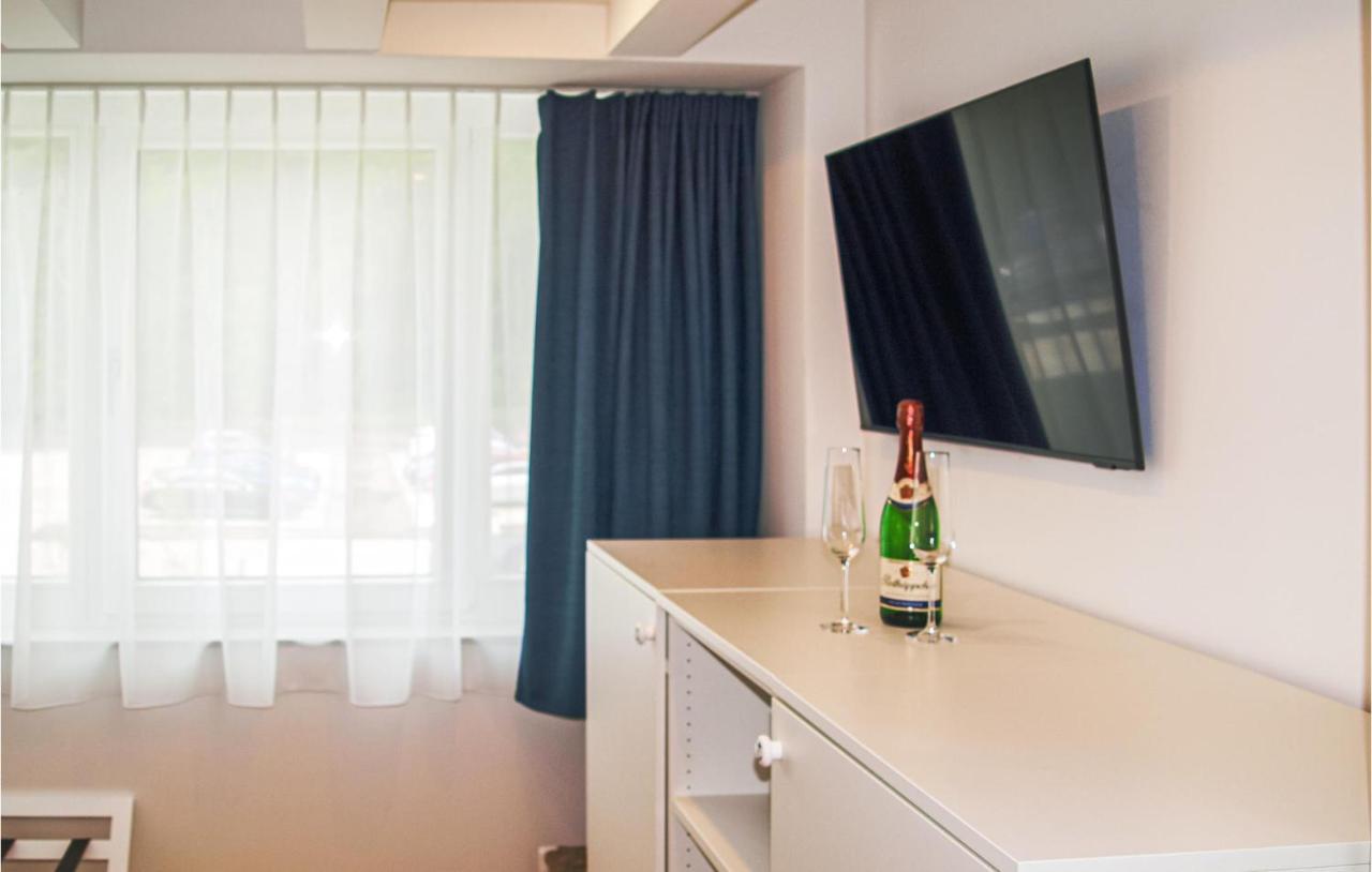 2 Bedroom Lovely Apartment In Binz Ot Prora Lubkow Luaran gambar
